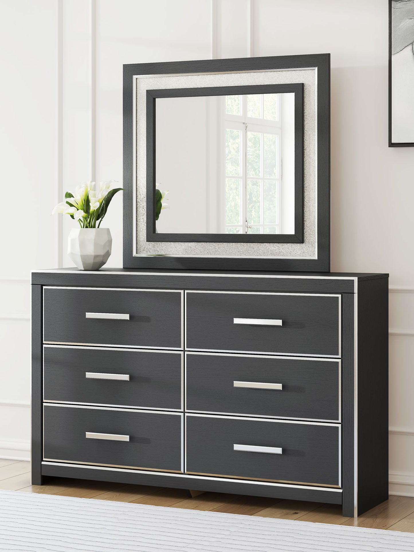 Zuraleus - Black - Six Drawer Dresser