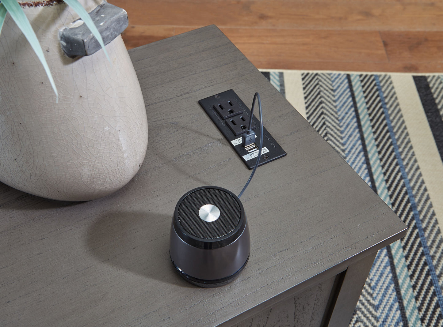 Treytown - Mesa auxiliar con silla