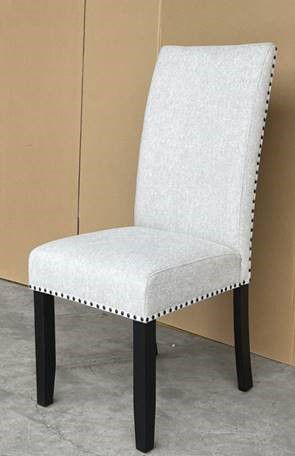 Varley - Rectangular Dinnig Room Set