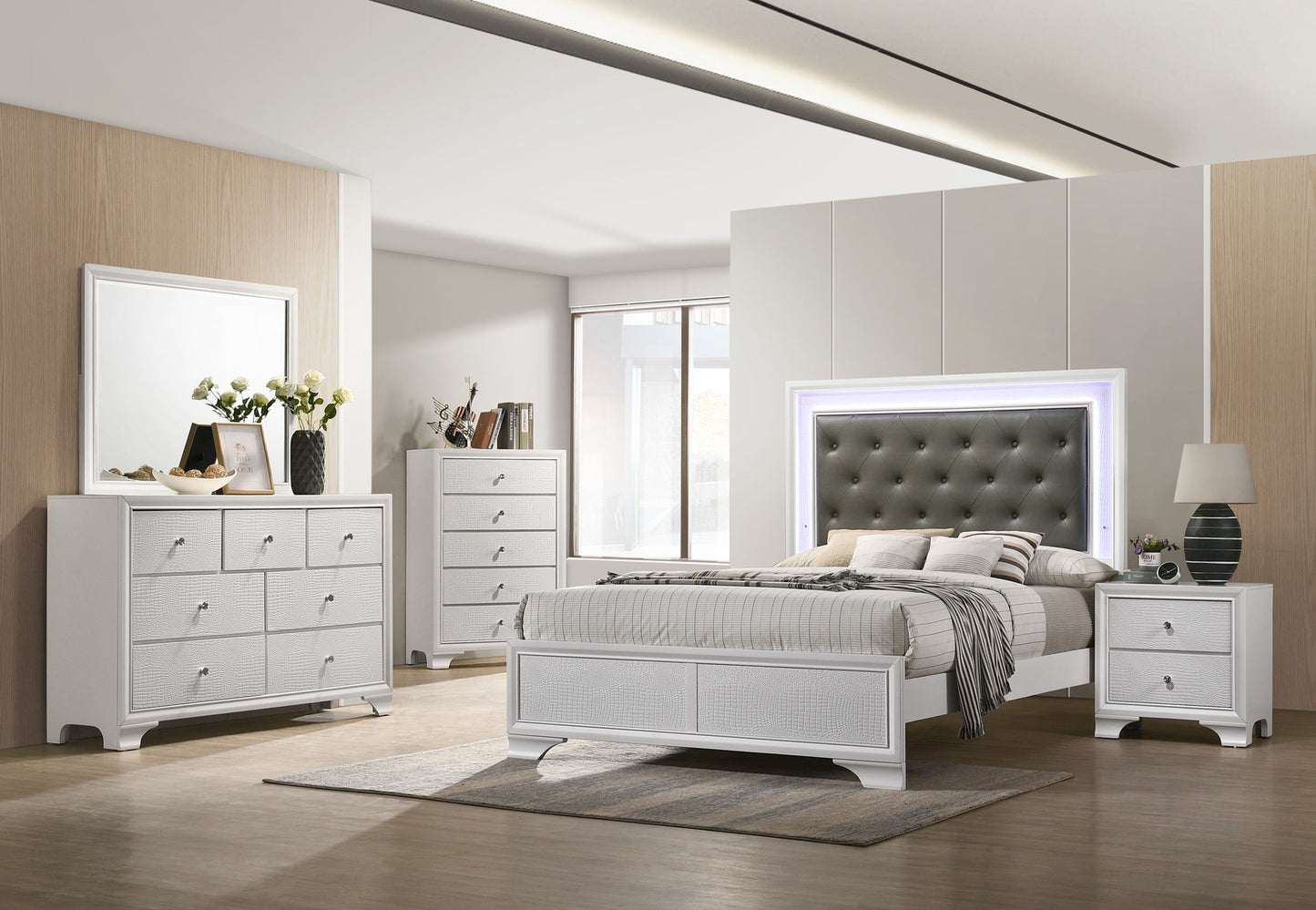Lyssa - Bed