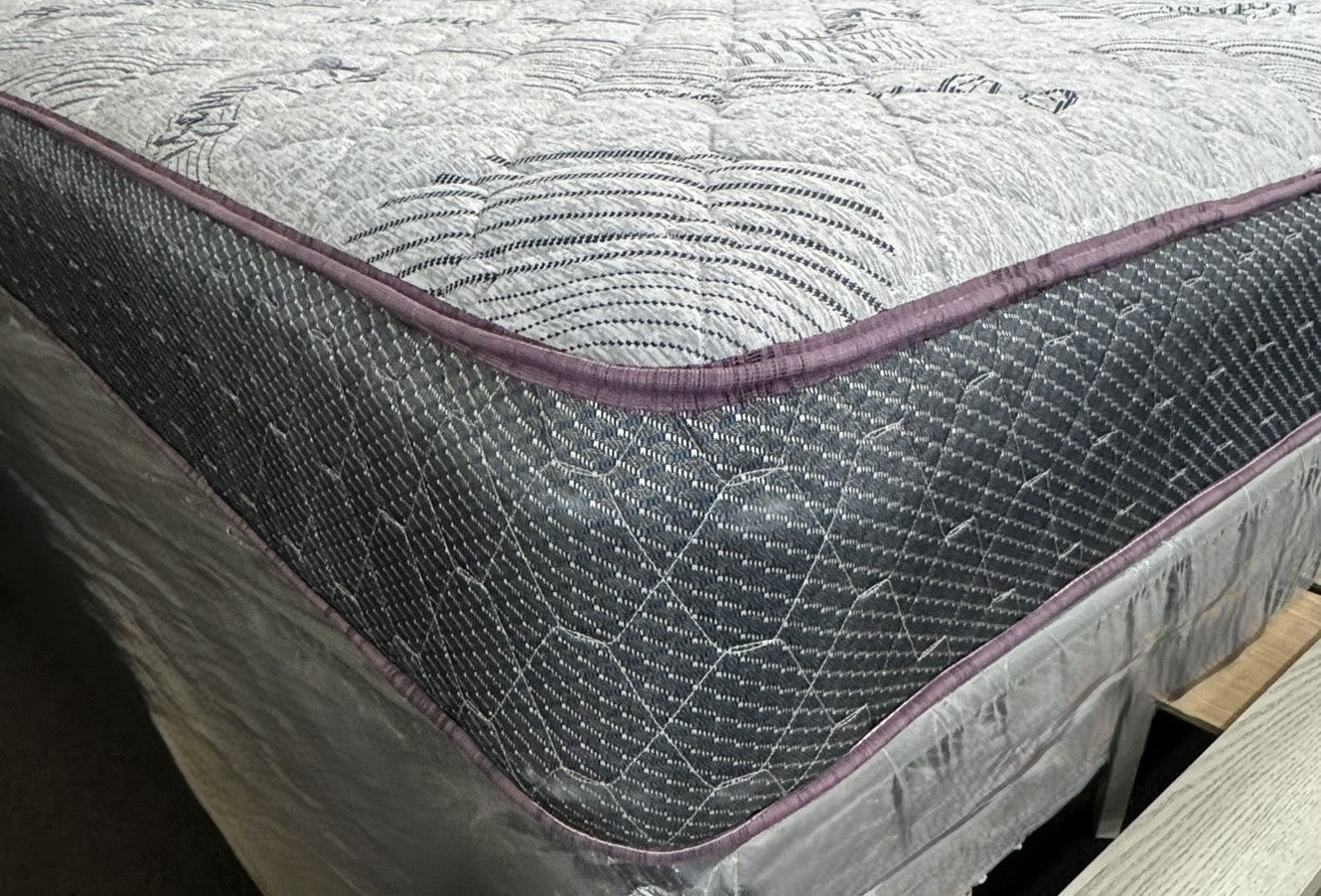 Juego de colchón y somier tamaño queen con parte superior de felpa