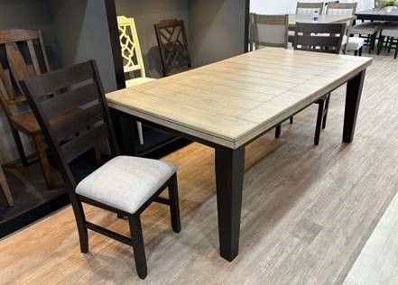 Bardstown - Dining Room Set