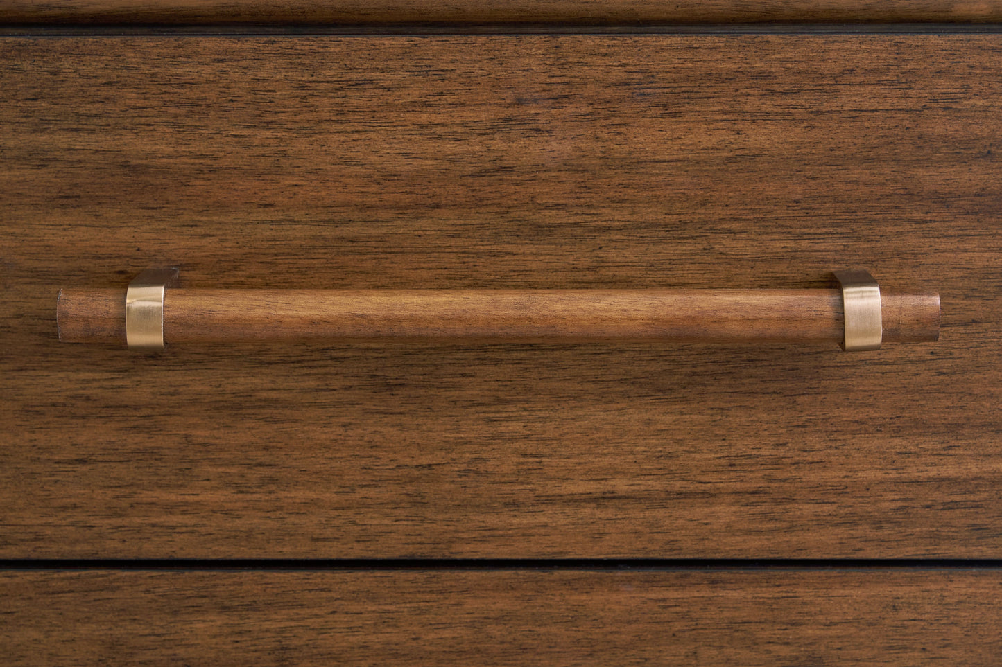 Lyncott - Dresser - Brown