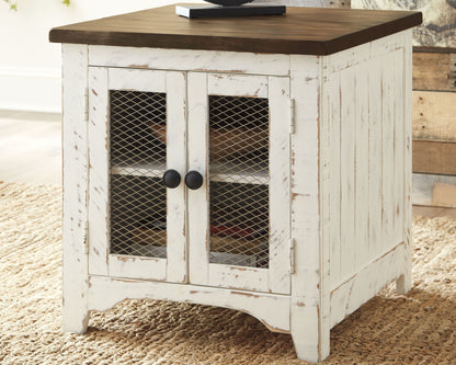 Wystfield - Blanco / Marrón - Mesa auxiliar rectangular - 2 puertas