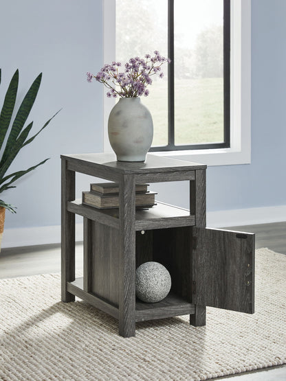 Fendenmore - Chair Side End Table