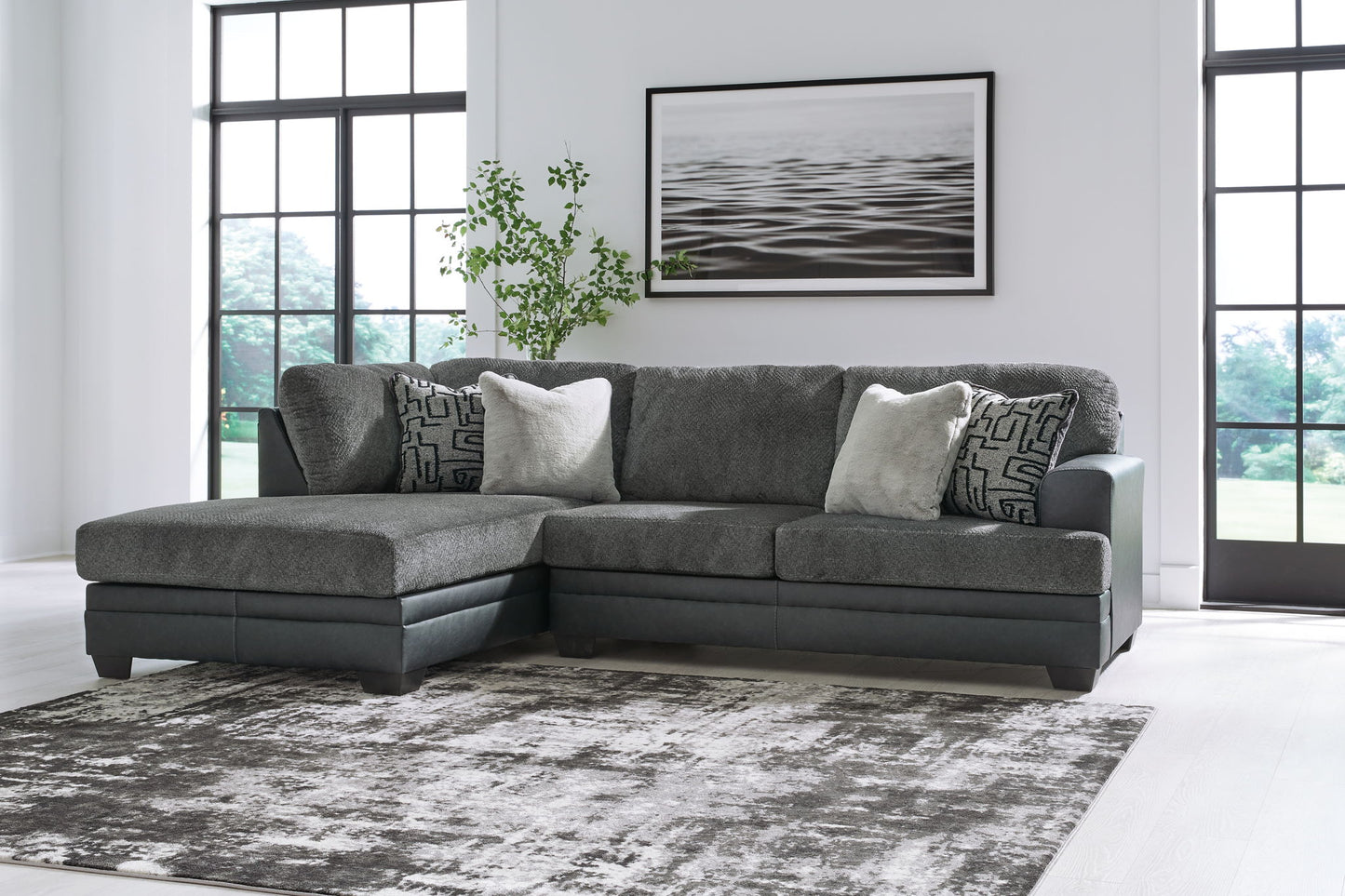 Brixley Pier - 2-Piece Sectional With Laf Corner Chaise - Graphite