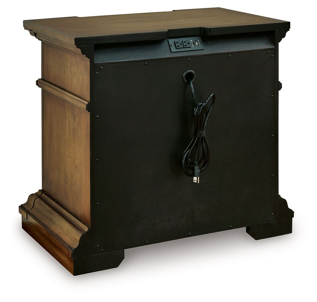Frantanna - Three Drawer Night Stand - Brown