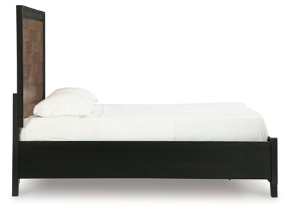 Kraeburn - Panel Storage Bed