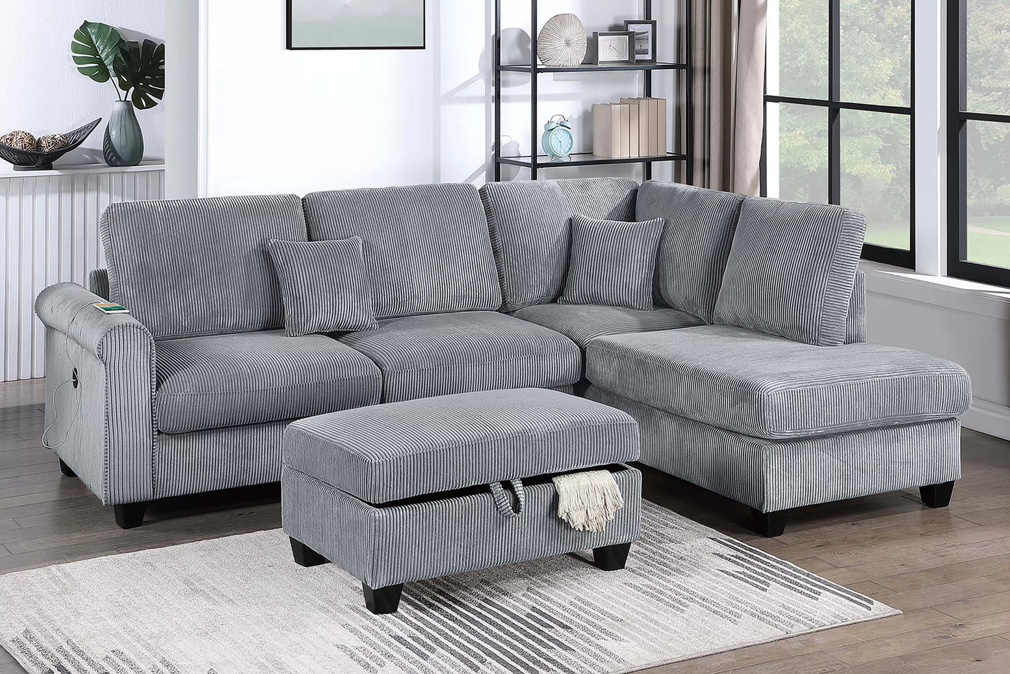 Sectional Set  built-in USB port