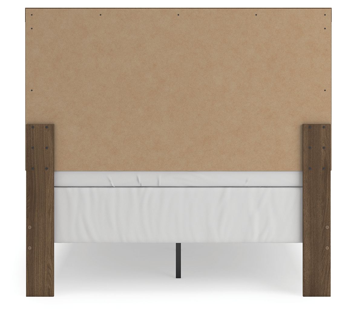 Broachmyn - Panel Bedroom Set