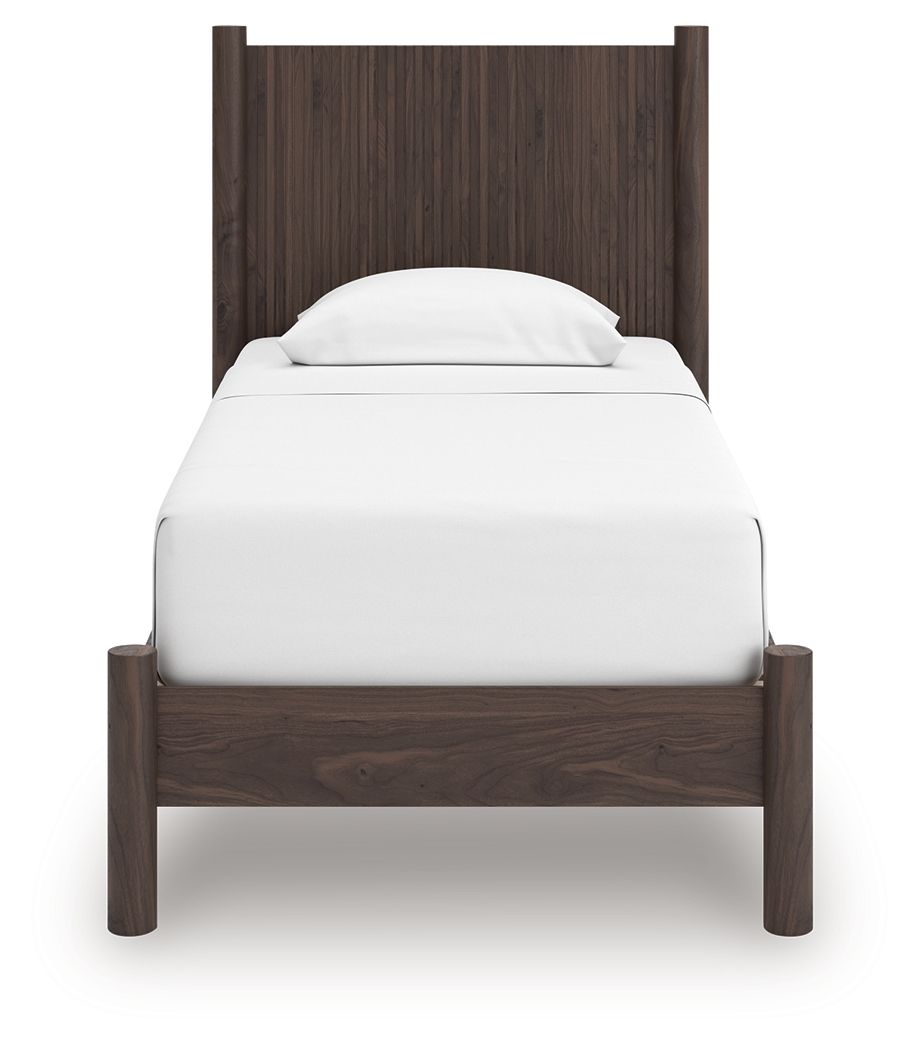 Pamytta - Panel Platform Bedroom Set