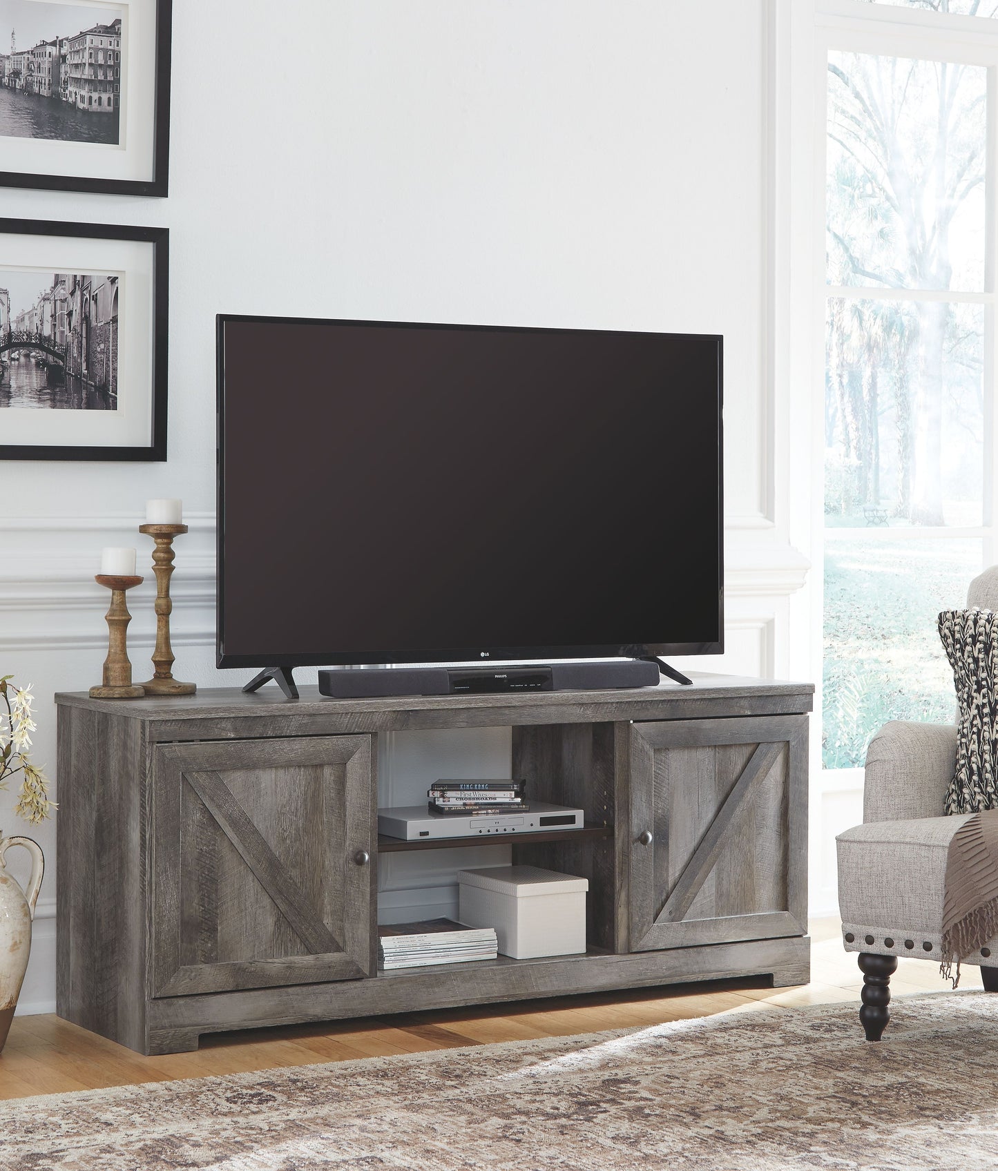 Wynnlow - TV Stand With Fireplace Option